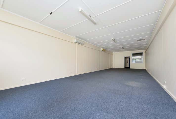4/36-40 Ingham Road West End QLD 4810 - Image 5