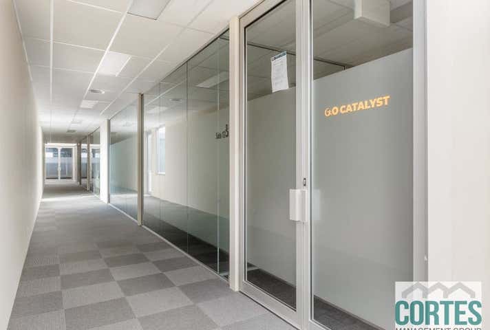 12/2 Ambitious Link Bibra Lake WA 6163 - Image 9