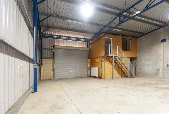 4/11 Day Rd Rockingham WA 6168 - Image 8