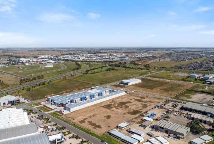 17 Hill Street Pakenham VIC 3810 - Image 9