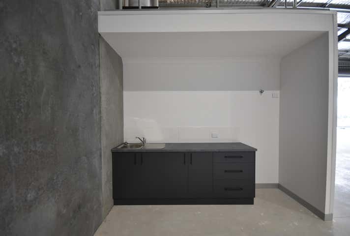 2/111 Kaitlers Road Lavington NSW 2641 - Image 6