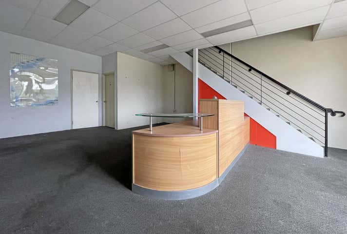 Unit 2, 6 Dillington Pass Landsdale WA 6065 - Image 3