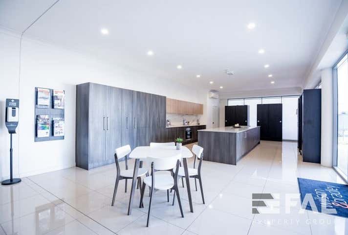 105 Corymbia Place Parkinson QLD 4115 - Image 7