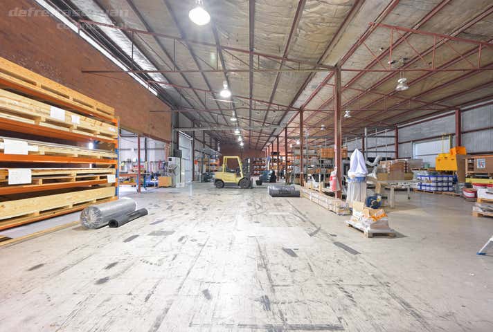 113 Garling Street O'Connor WA 6163 - Image 16