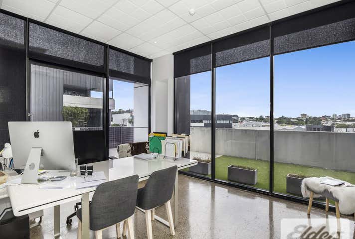 4 Kyabra Street Newstead QLD 4006 - Image 4