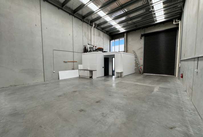 38 Stelvio Close Lynbrook VIC 3975 - Image 4