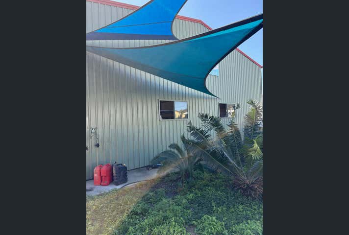 Tenancy 3, 27 Campbell Street Slade Point QLD 4740 - Image 12