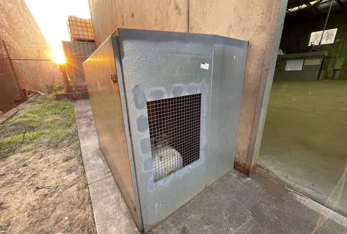 Unit 4, 30 Paramount Drive Wangara WA 6065 - Image 17