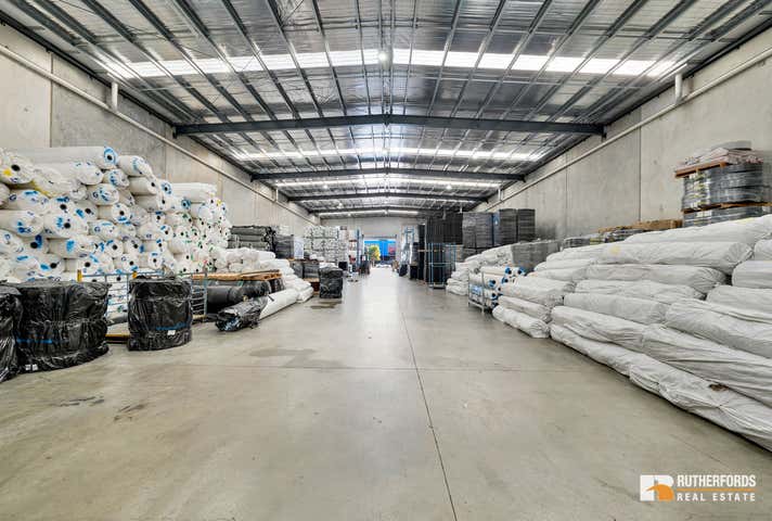 30 Latitude Boulevard Thomastown VIC 3074 - Image 2