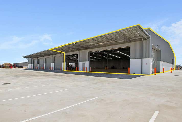 10 Mervyn St Stake Hill WA 6181 - Image 2