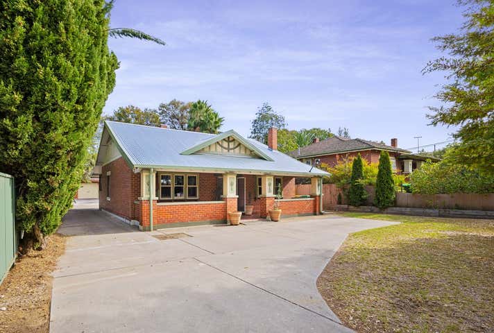 699 David Street Albury NSW 2640 - Image 1
