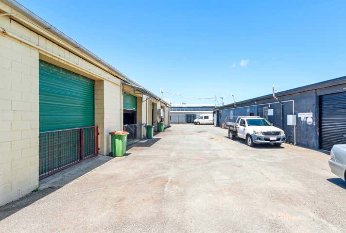 130 Brisbane Road Labrador QLD 4215 - Image 10