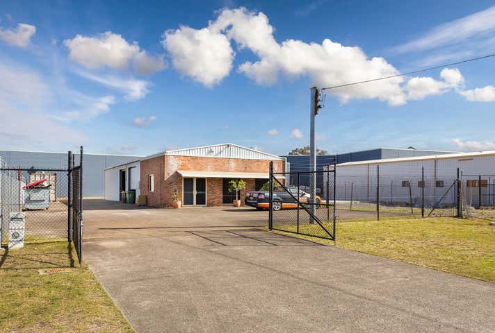 40 Lloyd George Grove Tanilba Bay NSW 2319 - Image 3