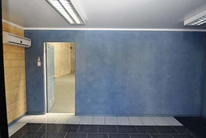 7/90 Distinction Rd Wangara WA 6065 - Image 3