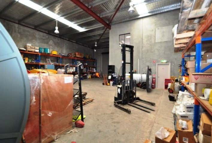 4/76 Berriman Drive Wangara WA 6065 - Image 7