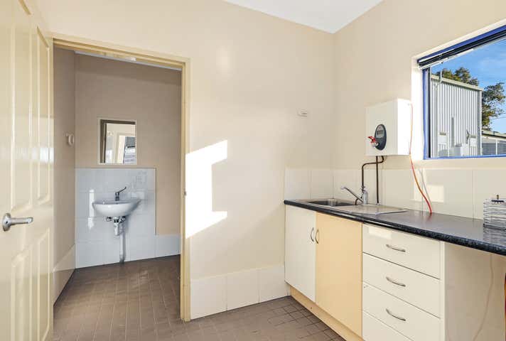 2/30 Kinta Drive Beresfield NSW 2322 - Image 7