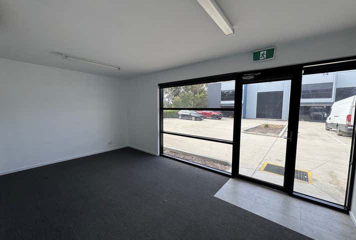 11/1921 Frankston Flinders Road Hastings VIC 3915 - Image 2
