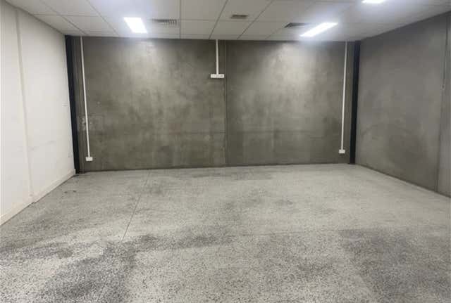 31 Lobelia Drive Altona North VIC 3025 - Image 3