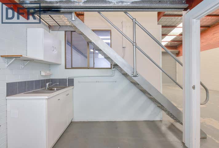 2/32 Gympie Way Willetton WA 6155 - Image 9