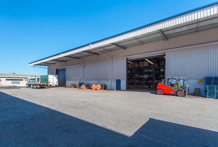 16 Thorpe Close Welshpool WA 6106 - Image 8