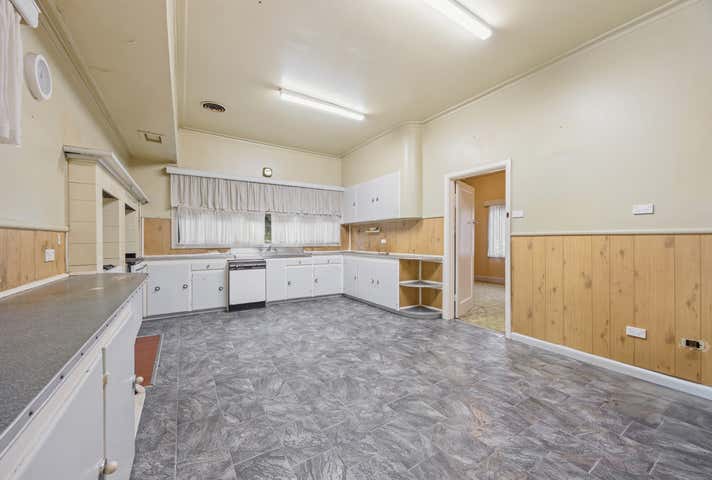 246 Victoria Street Ballarat East VIC 3350 - Image 5