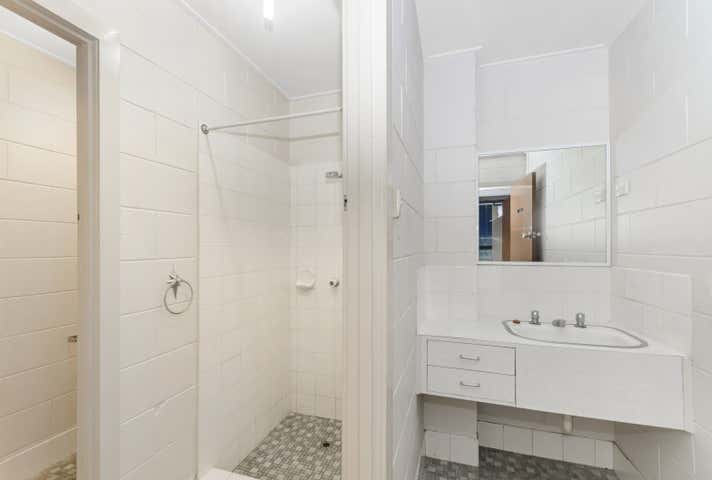 3/205 Ingham Road West End QLD 4810 - Image 10