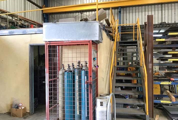 57 Attwell Street Landsdale WA 6065 - Image 8