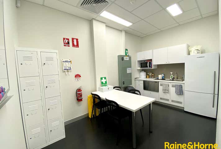 Shop 3, 156 Henry Street Penrith NSW 2750 - Image 9