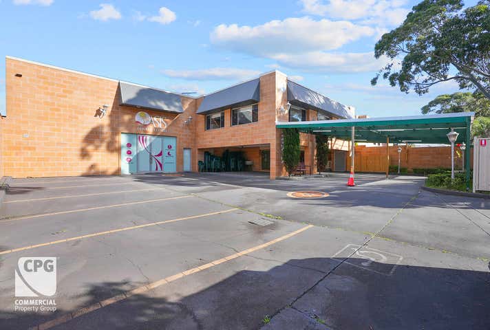 22 Garema Circuit Kingsgrove NSW 2208 - Image 4