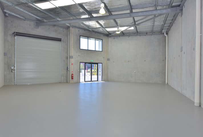 2/15 Comserv Loop Ellenbrook WA 6069 - Image 2