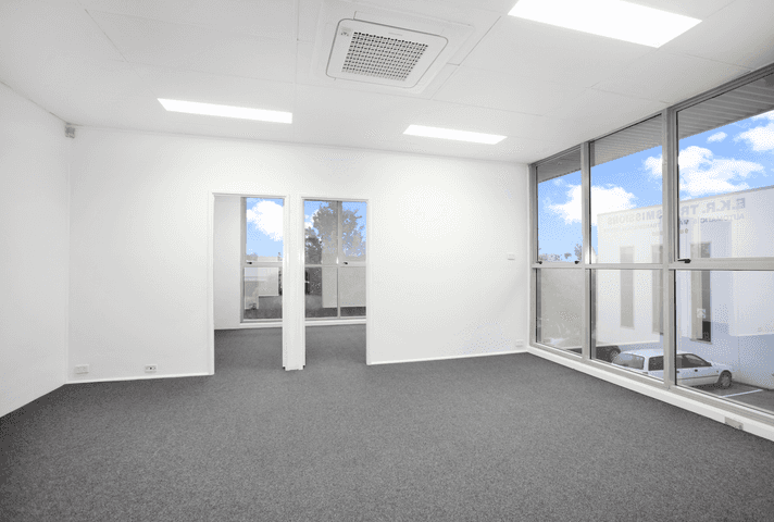 2/5 Cary Grove Minto NSW 2566 - Image 9