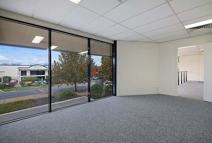 47 Catalano Circuit Canning Vale WA 6155 - Image 29