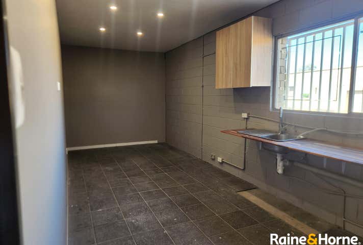 Unit 3, 83 Cox Avenue Kingswood NSW 2747 - Image 6