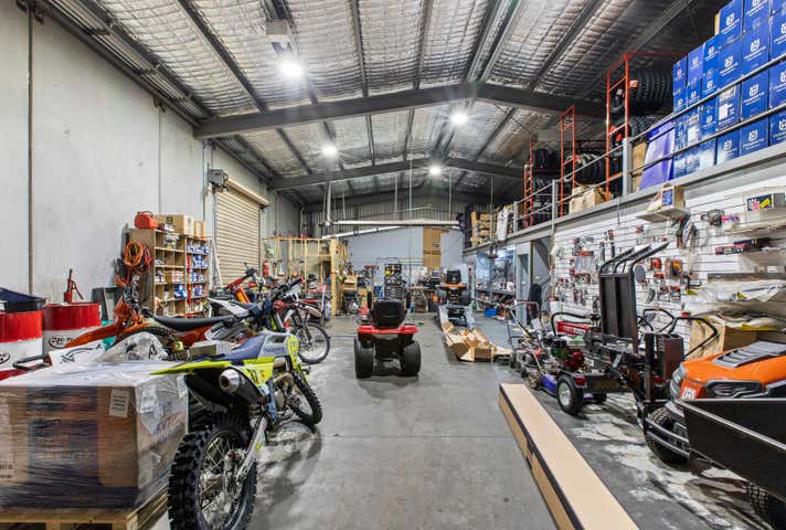 1015 Howitt Street Wendouree VIC 3355 - Image 6