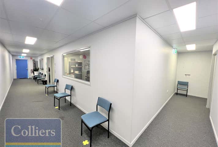 2/199 Ingham Road West End QLD 4810 - Image 10