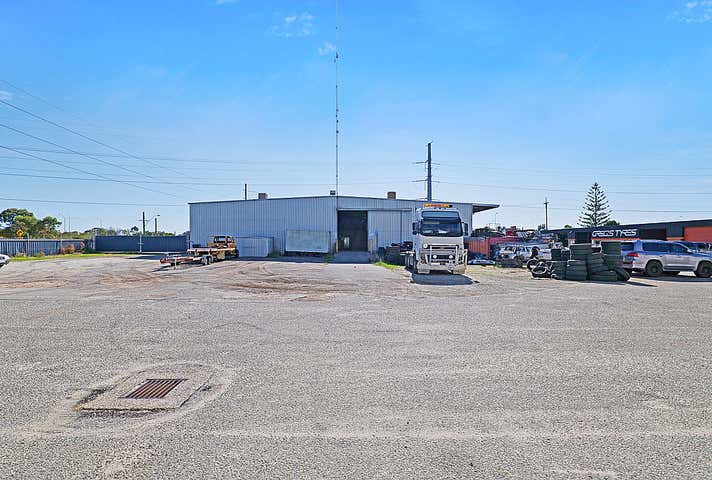 Unit 1, 121 Vulcan Road Canning Vale WA 6155 - Image 9