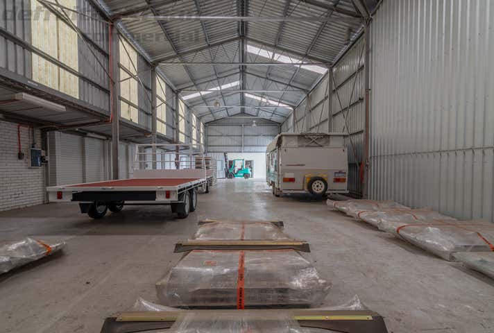 33 Buckley Street Cockburn Central WA 6164 - Image 5