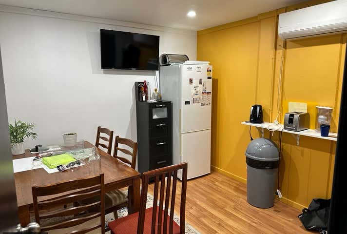 71 Furniss Road Landsdale WA 6065 - Image 10