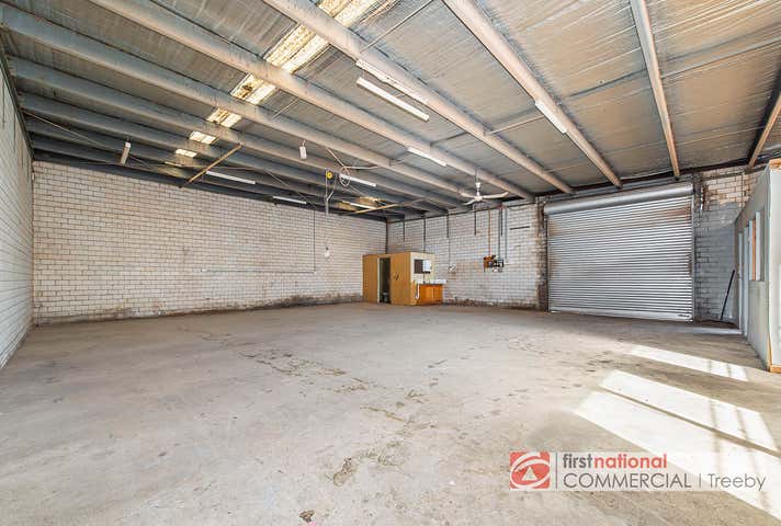 4/22 Jesmond Road Croydon VIC 3136 - Image 2