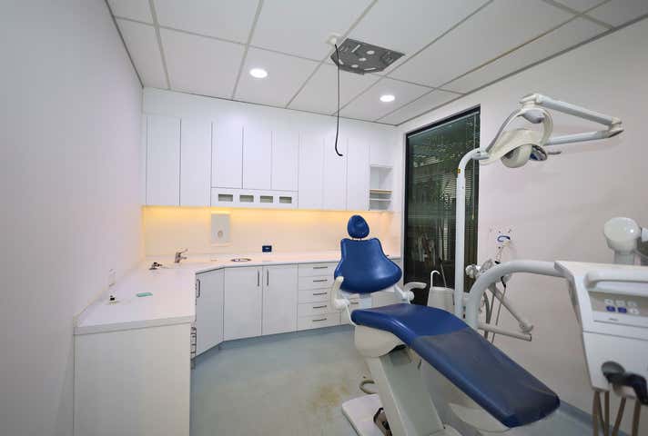 1/12 Langmore Lane Berwick VIC 3806 - Image 3