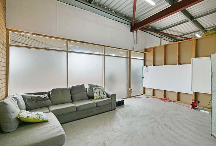 4/70-72 Clavering Road Bayswater WA 6053 - Image 2