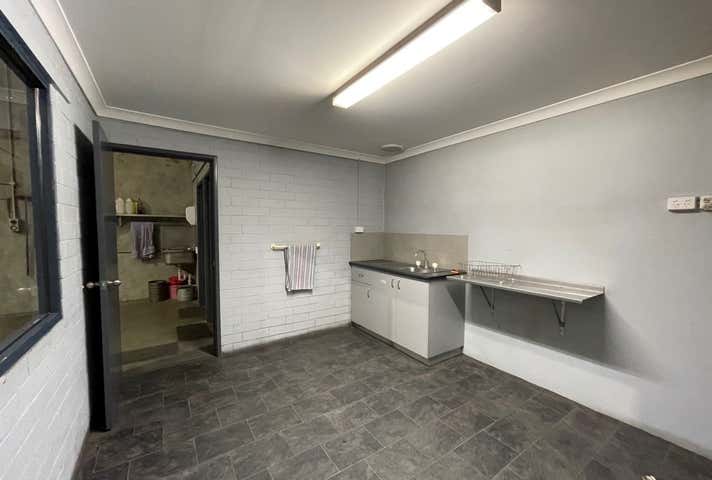 Unit 4, 30 Paramount Drive Wangara WA 6065 - Image 8