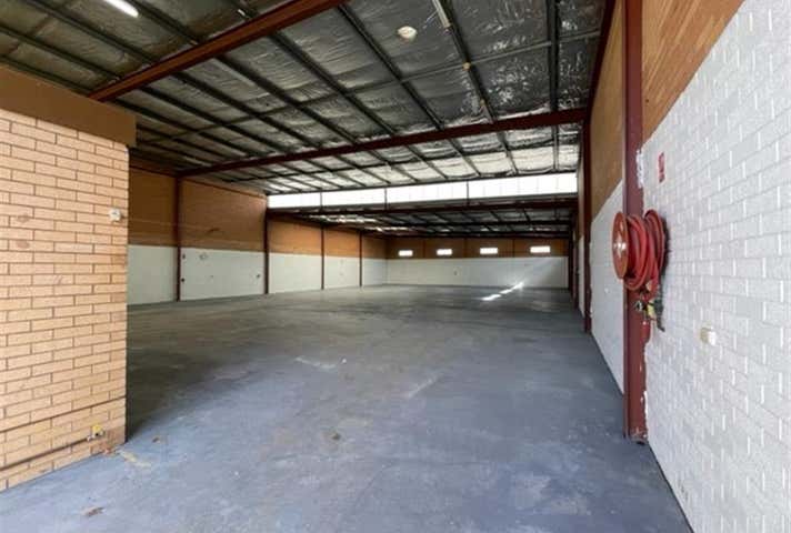 12 Hehir Street Belmont WA 6104 - Image 6