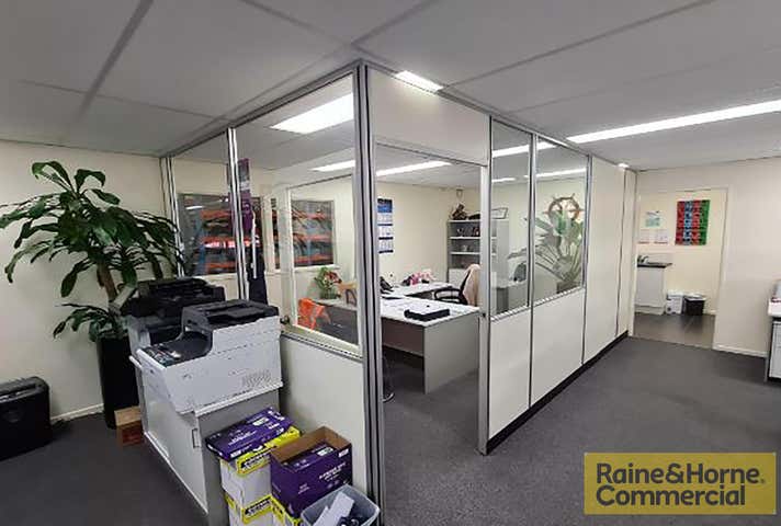 2B/919-925 Nudgee Road Banyo QLD 4014 - Image 2