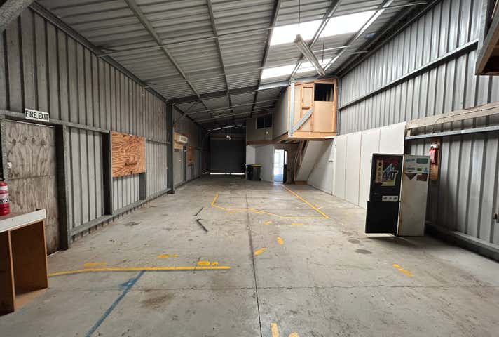 3/76 Elizabeth Street Urangan QLD 4655 - Image 6