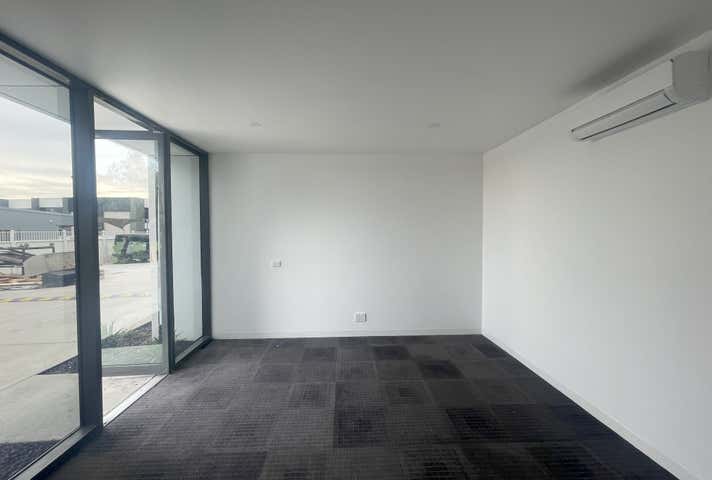 4 Stelvio Close Lynbrook VIC 3975 - Image 7