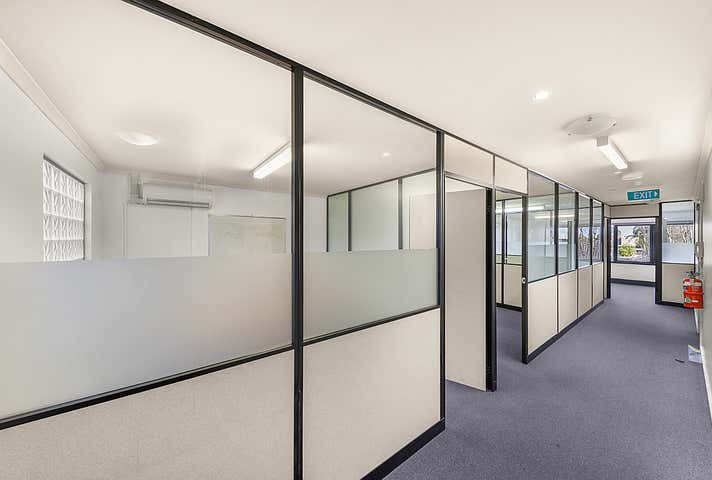 2/11 Dunearn Road Dandenong North VIC 3175 - Image 7