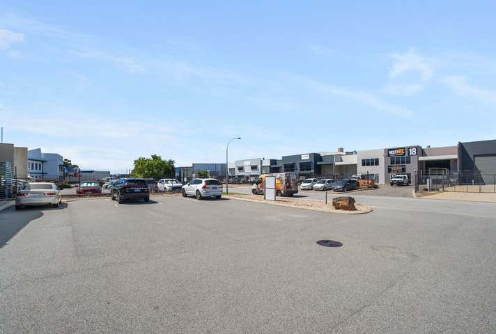 11/25 Tacoma Circuit Canning Vale WA 6155 - Image 11