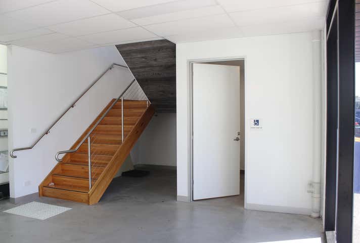 8/39 Essex Street Pascoe Vale VIC 3044 - Image 2