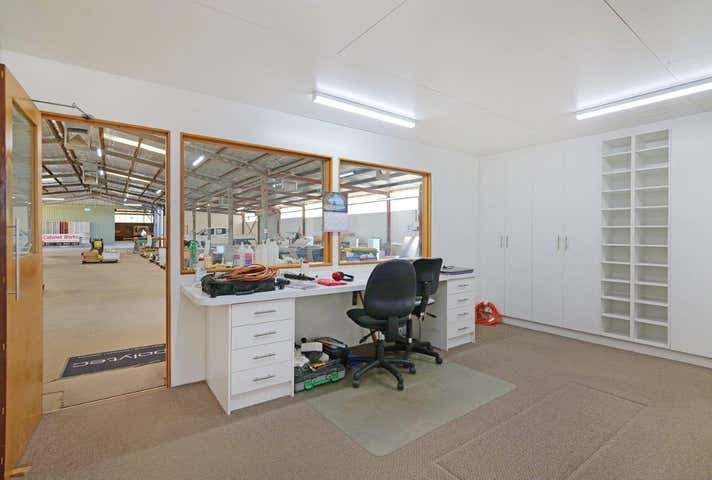 19 Stebbing Road Maddington WA 6109 - Image 12